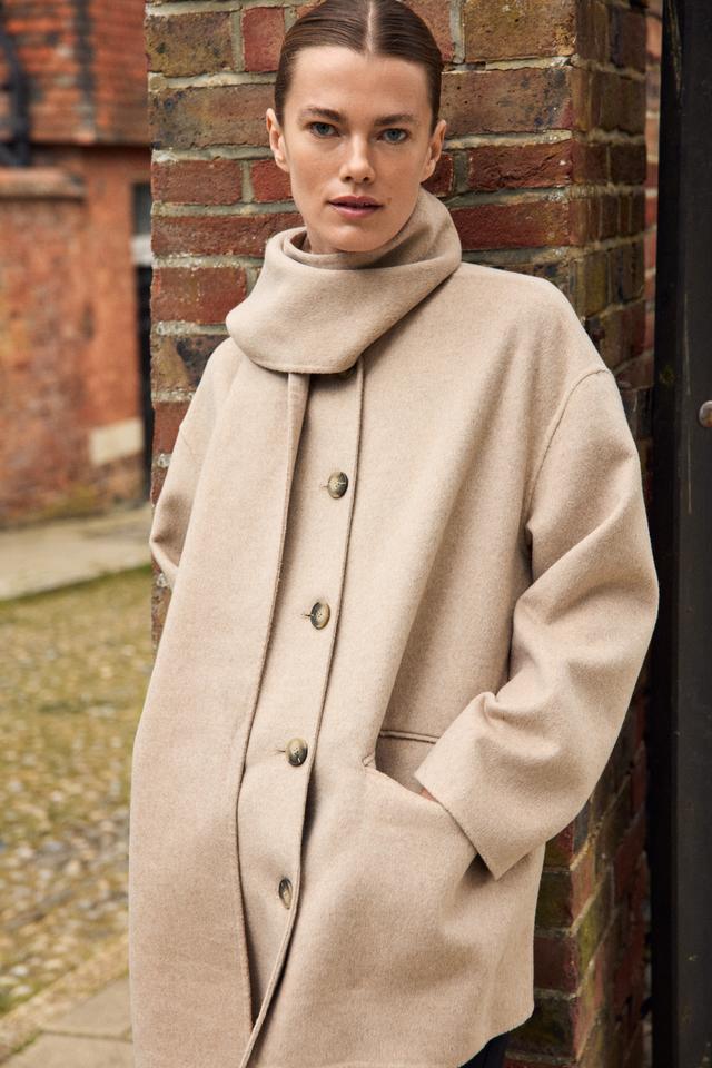 Pam Jakke - Beige/ Sandshell